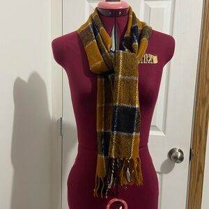 Unisex brown blue and white fringe hem wool scarf. Used.